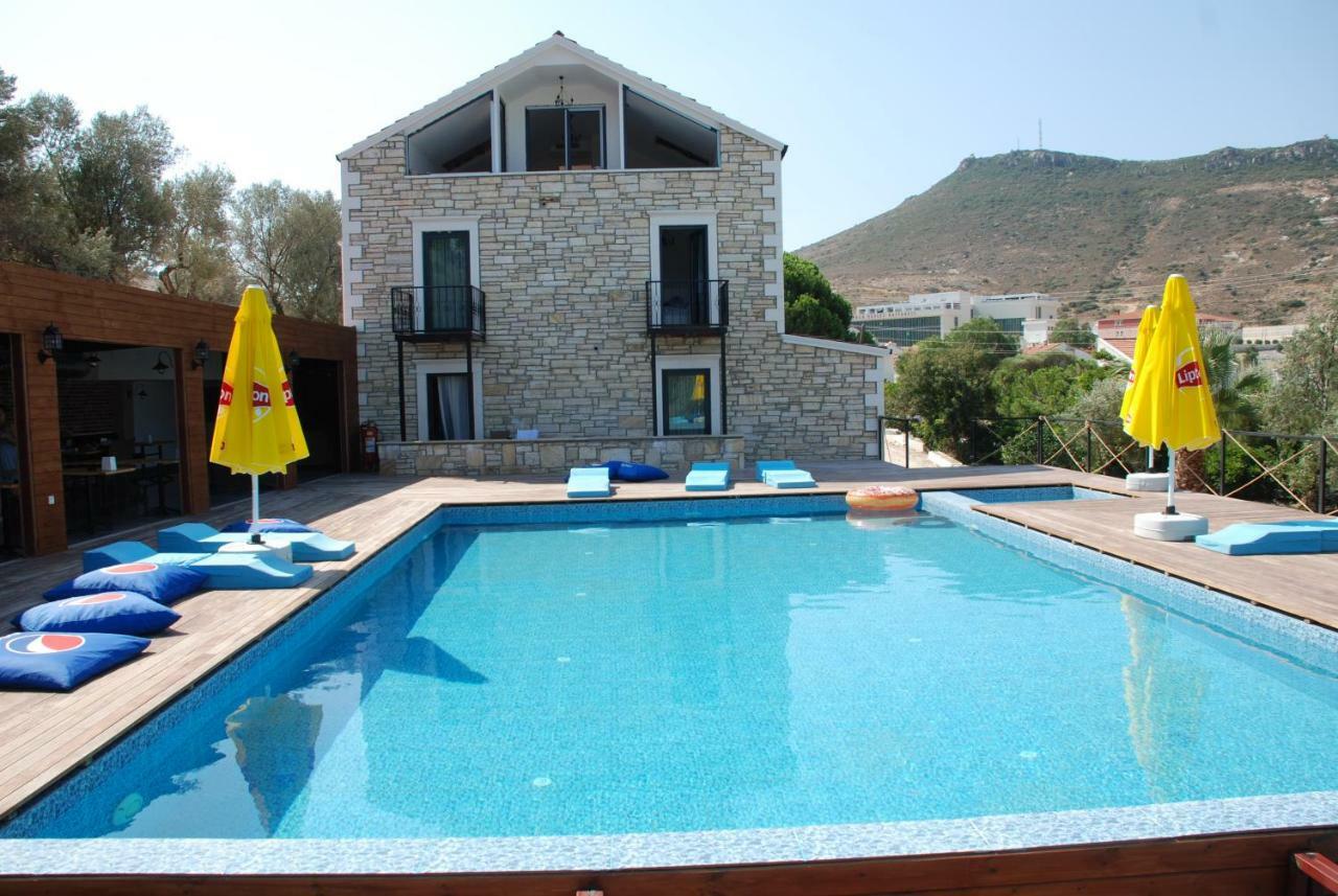 Victoria Hotel And Lounge Foça Exteriör bild